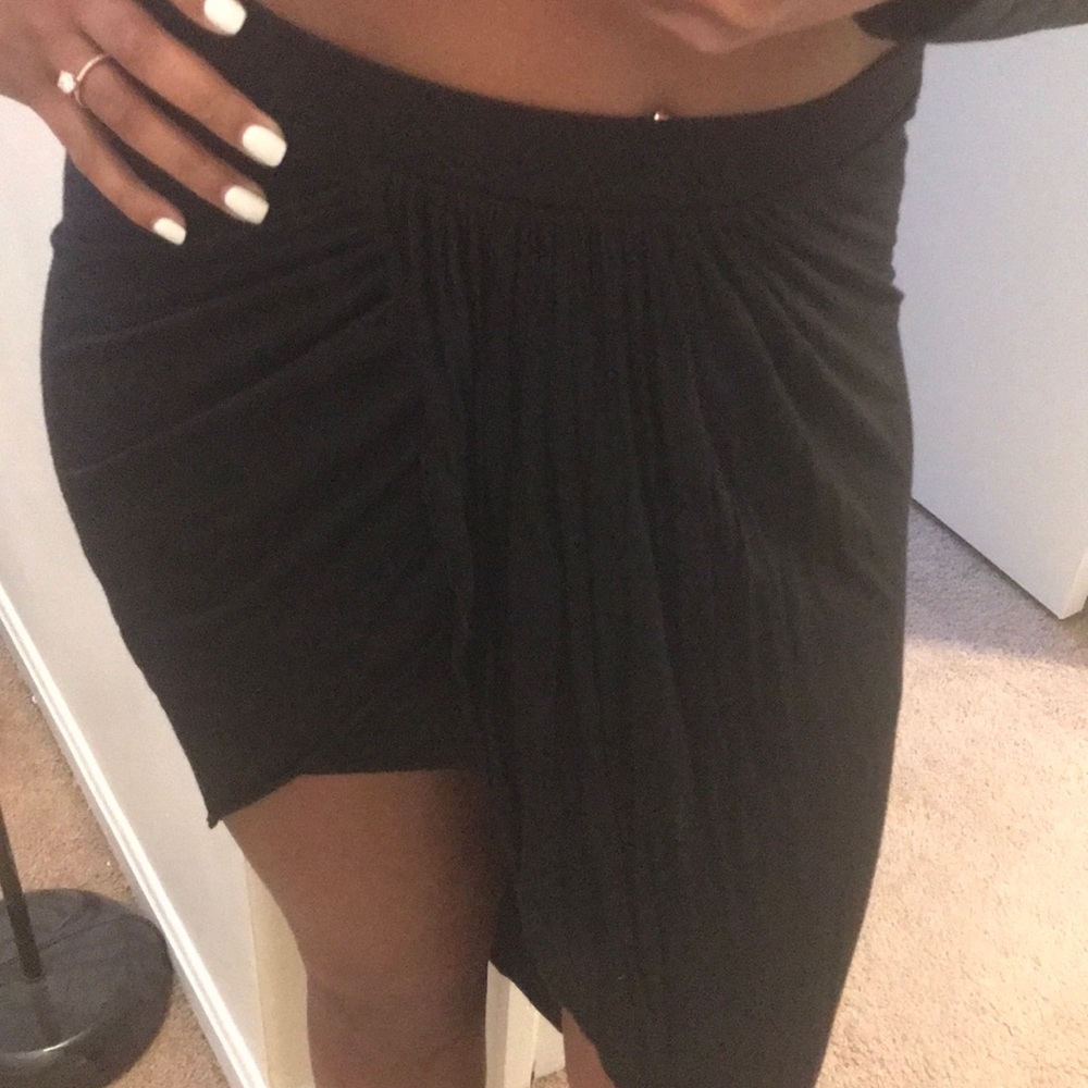 EXPRESS🖤HIGH LOW SKIRT